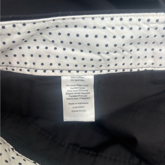 Talbots perfect shorts Black cotton pockets 10.5” chino Bermuda - Picture 4 of 7